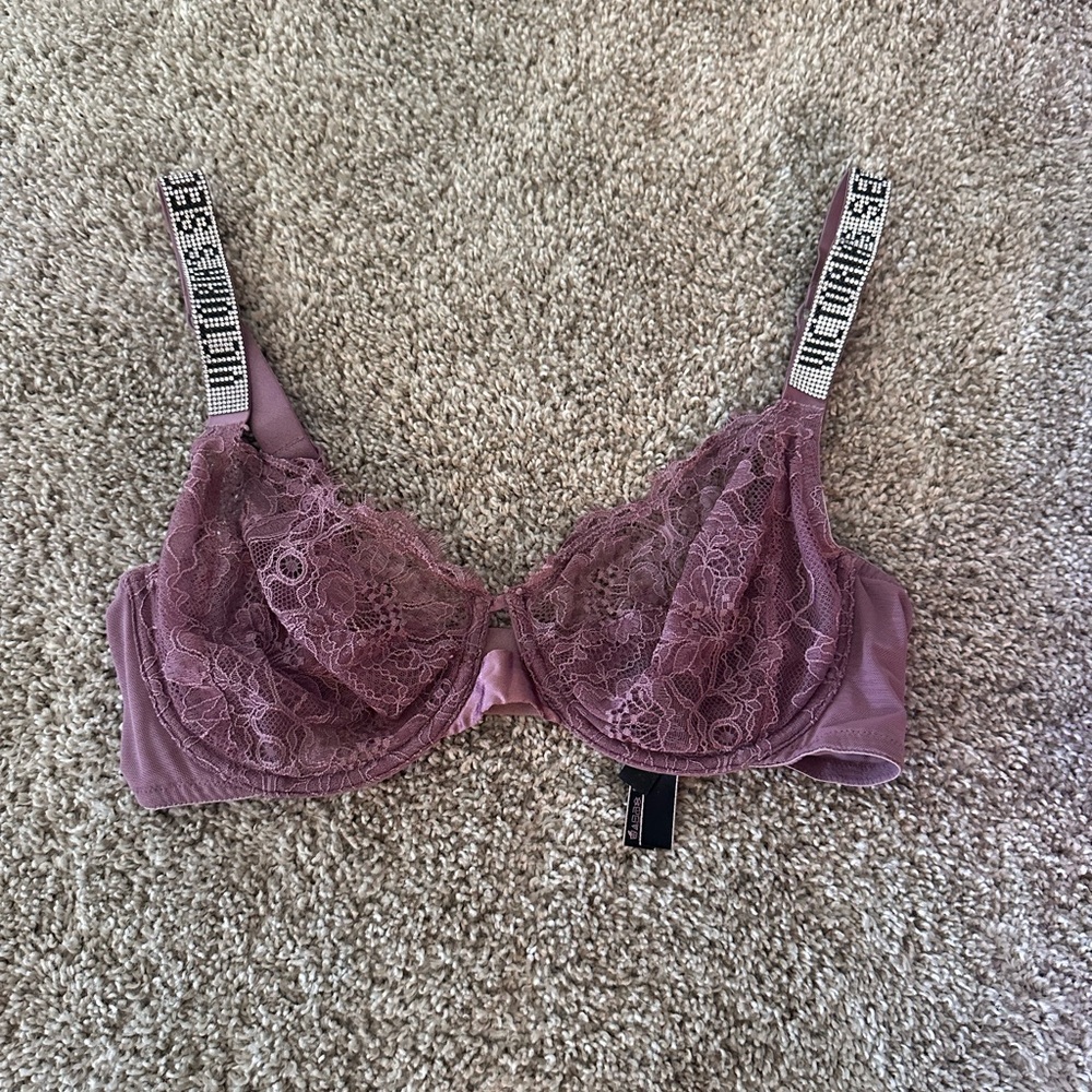 victoria’s secret lace bra